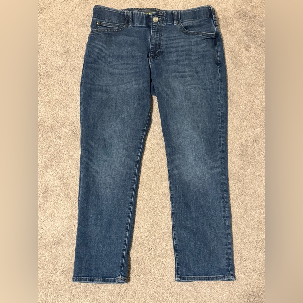 Lee Performance Series Extreme Motion MVP 36x29 Dark Blue Jeans